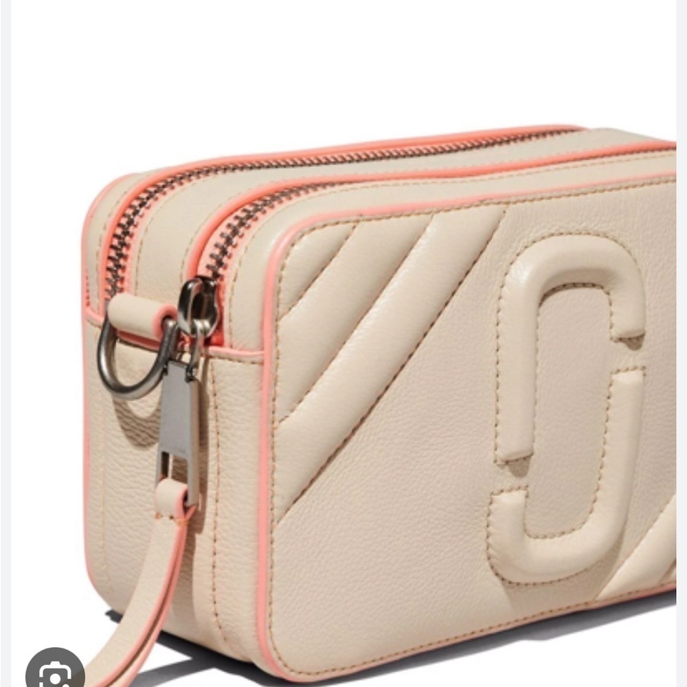 Marc Jacobs l The Fluoro Edge Moto Shot crossbody bag l Neutral - Picture 3 of 9